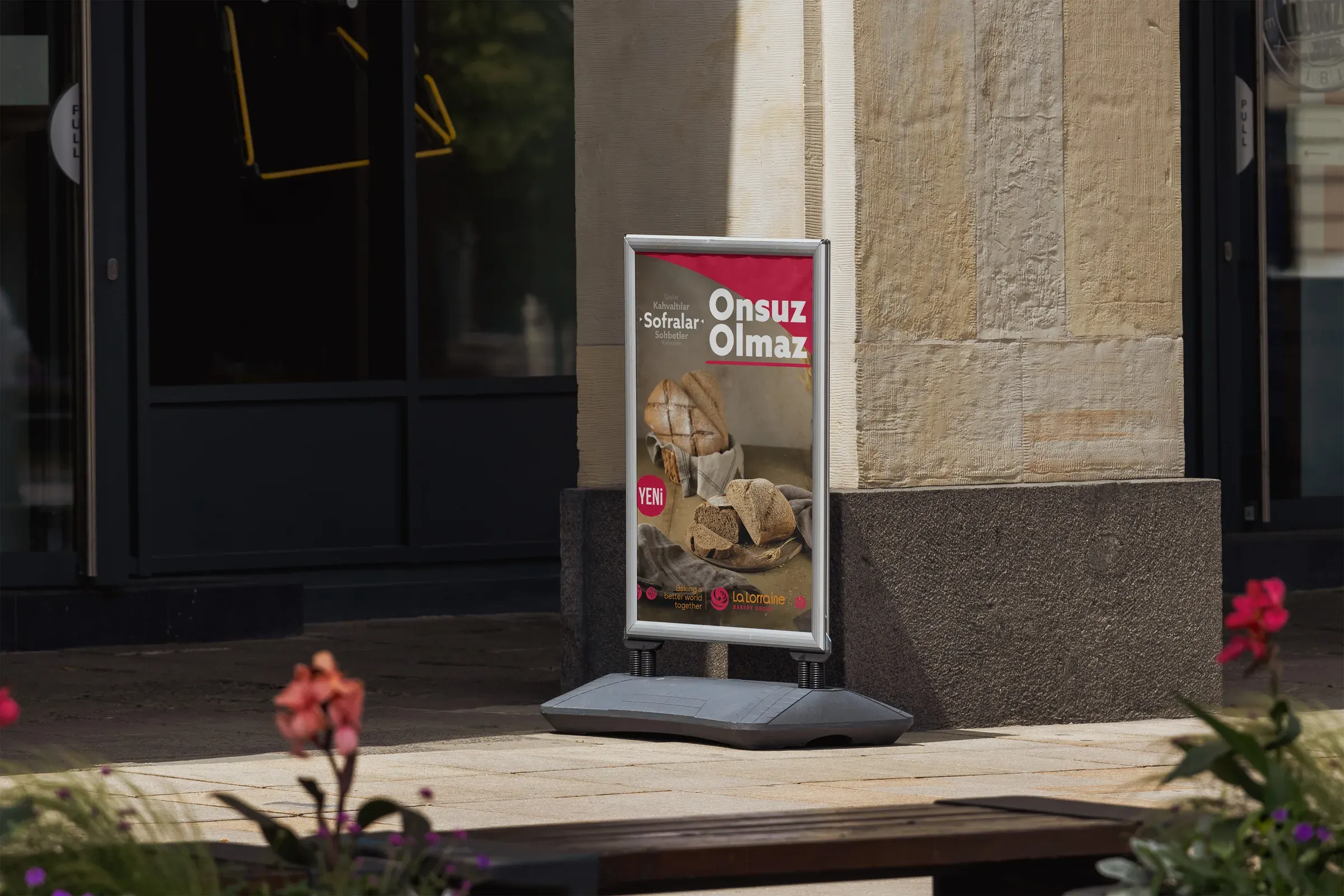 Onsuz Olmaz!: Sofralar açık hava poster uygulaması