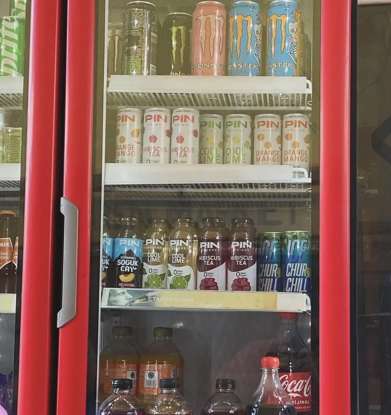 Pin Drinks can and glass formats in retail